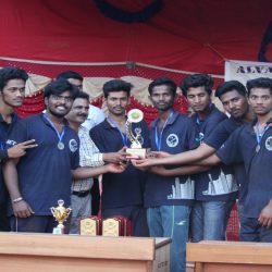 Chief guest issuing trophy with cash prize to the runner up team – Civil Imortals